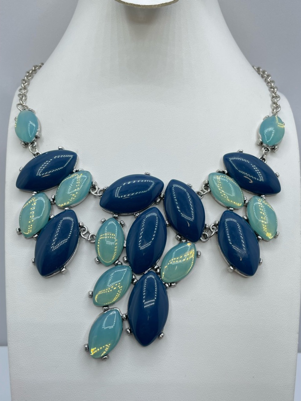 Blue Green Acrylic Statement Necklace Silver Tone Bib Bold Layered